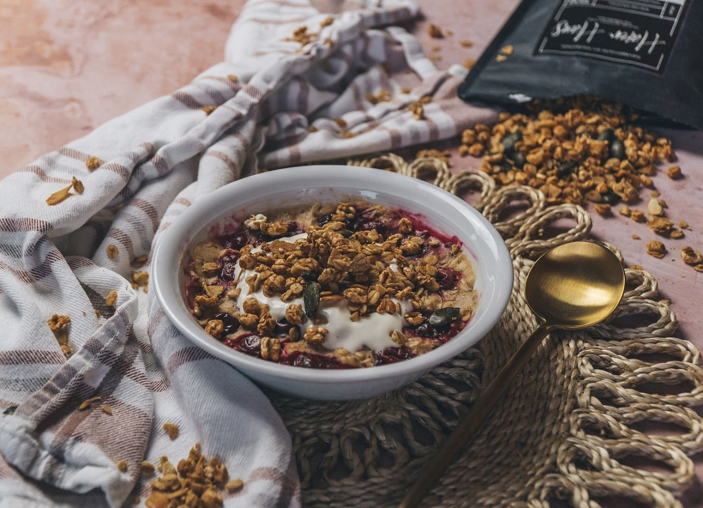 Baked Oats mit Hafer Granola