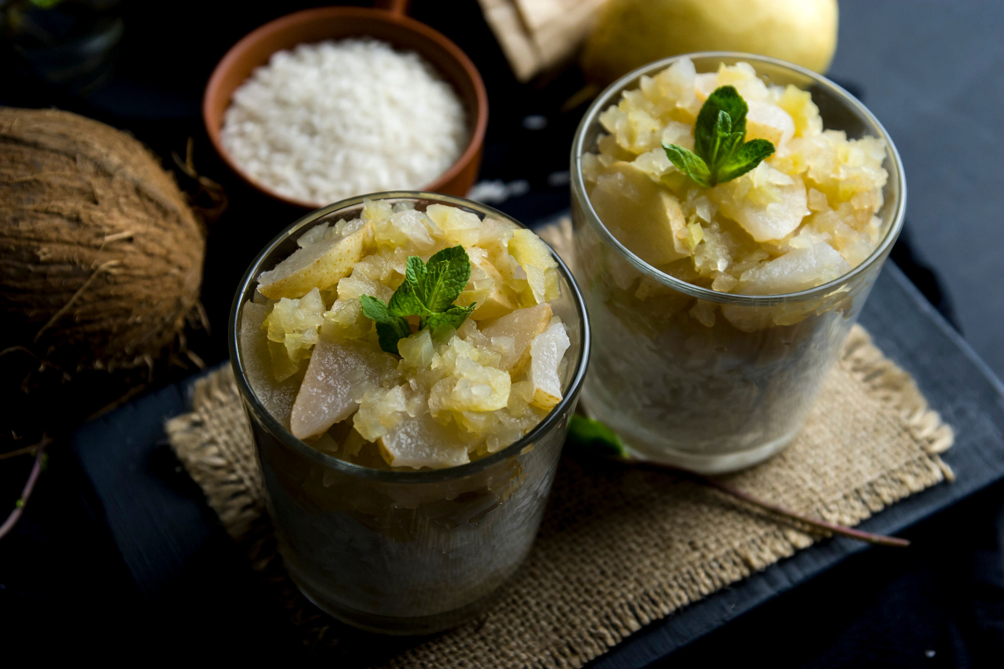 Winterlicher Milchreis mit Birnenkompott