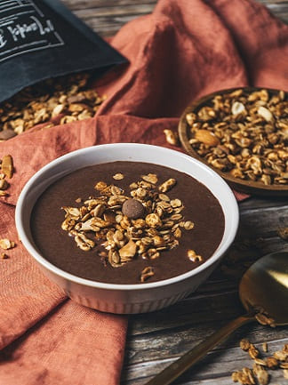 Schoko Granola mit Mandeln