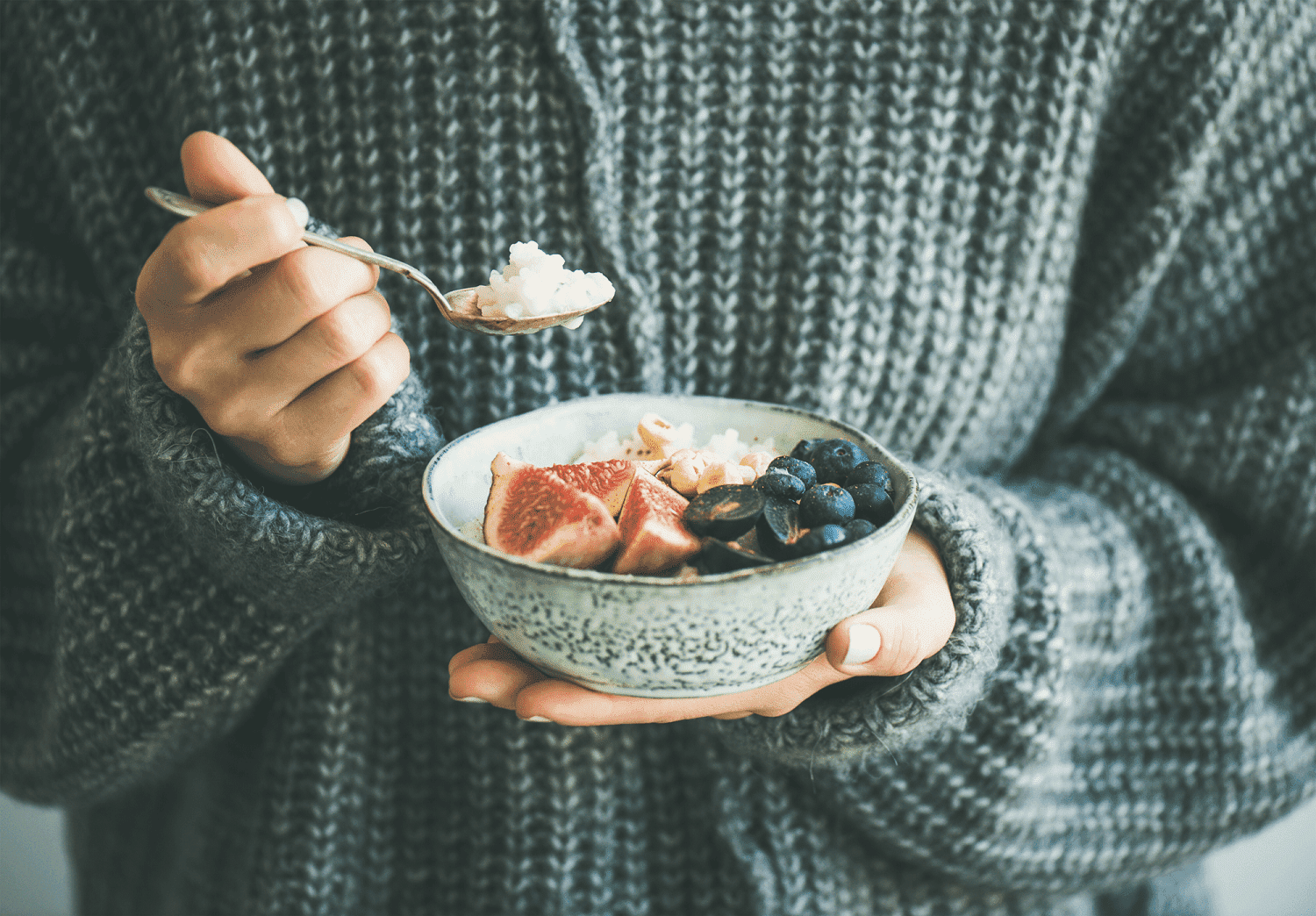 Veganer Kokos-Milchreis mit Beerentopping