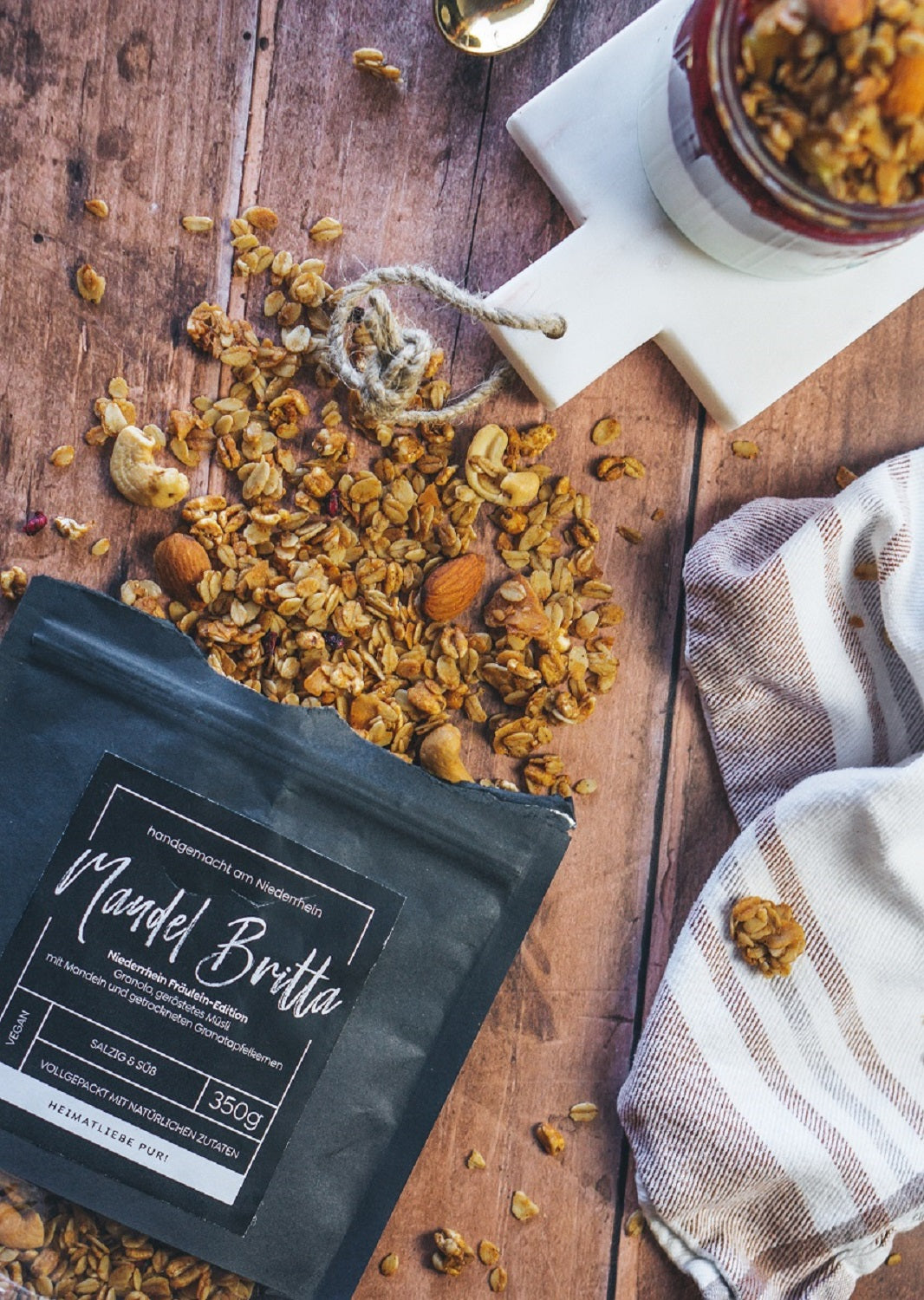 Mandel Granola mit Cashewkernen