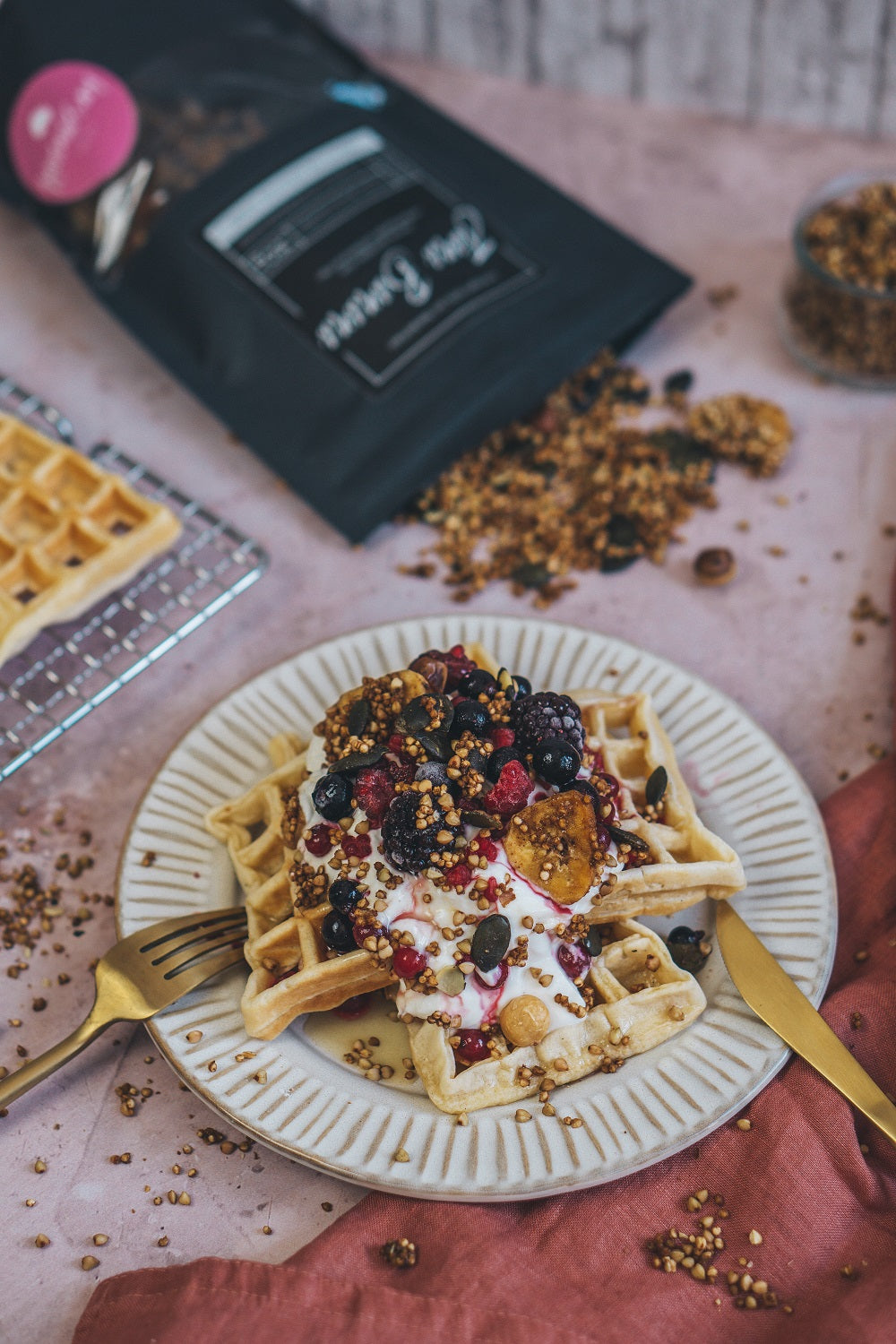 Granola mit Waffeln glutenfrei